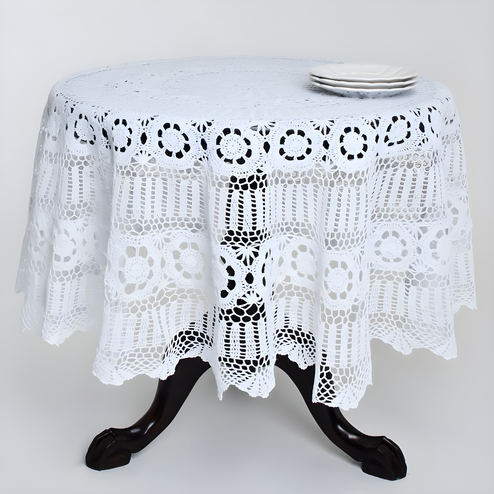 Saro Lifestyle Handmade Crochet Cotton Lace Table Linens, White, 36" Round