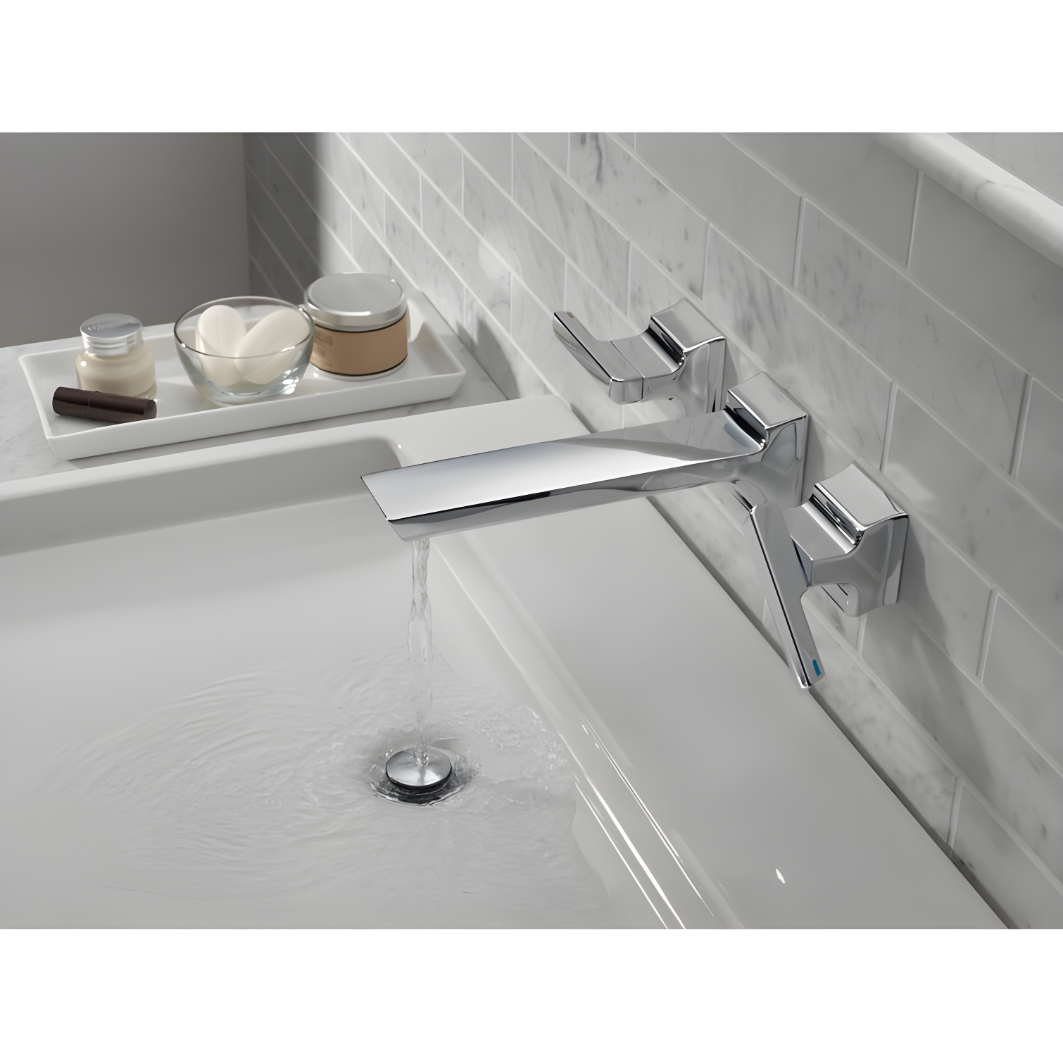 Pivotal Wall Mounted Bathroom Faucet and DIAMOND™ Seal Technology