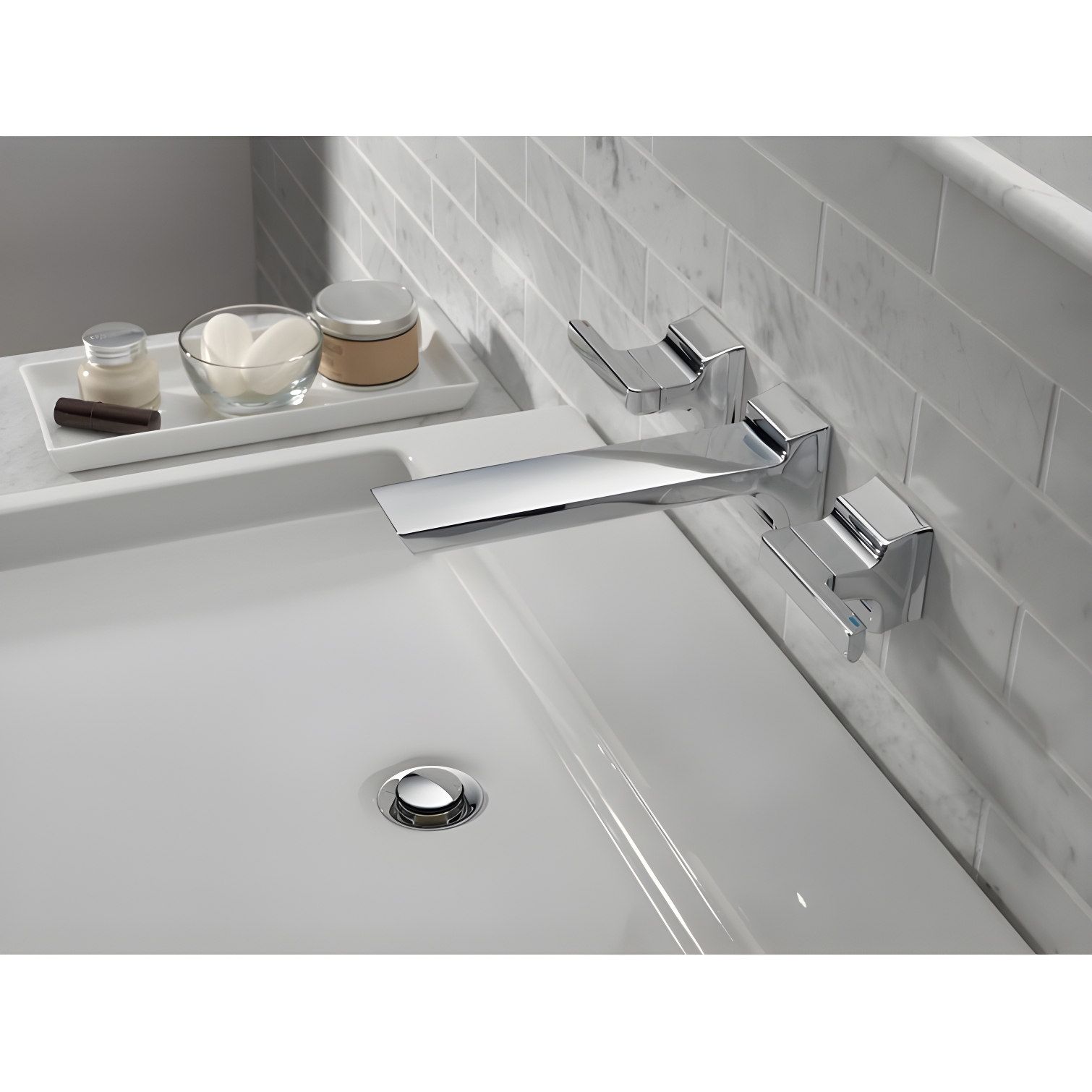 Pivotal Wall Mounted Bathroom Faucet and DIAMOND™ Seal Technology