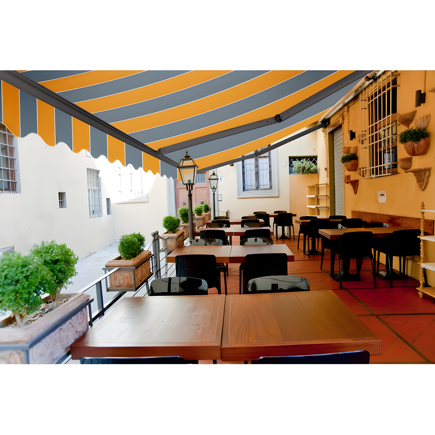 Classic Manual Retractable Patio Awning
