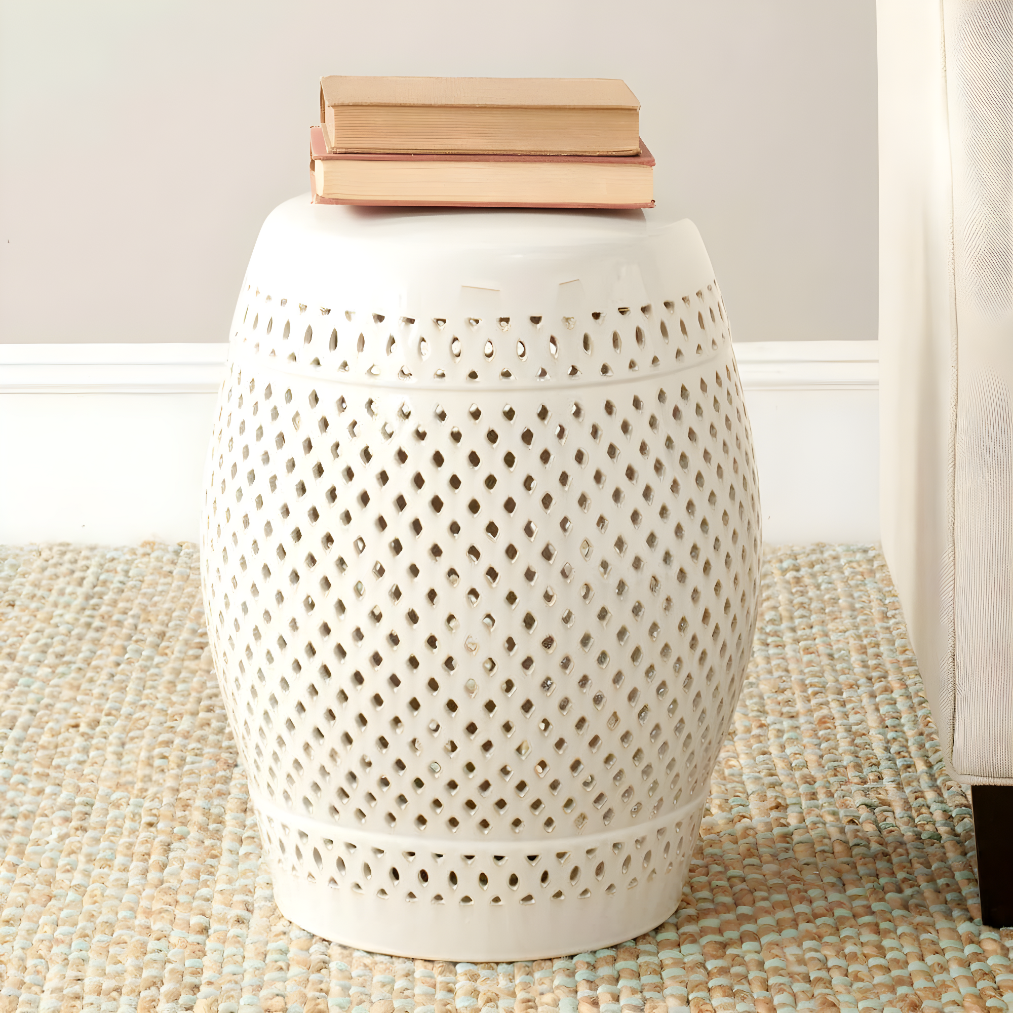 Safavieh Diamond Ceramic Garden Stool in Cream