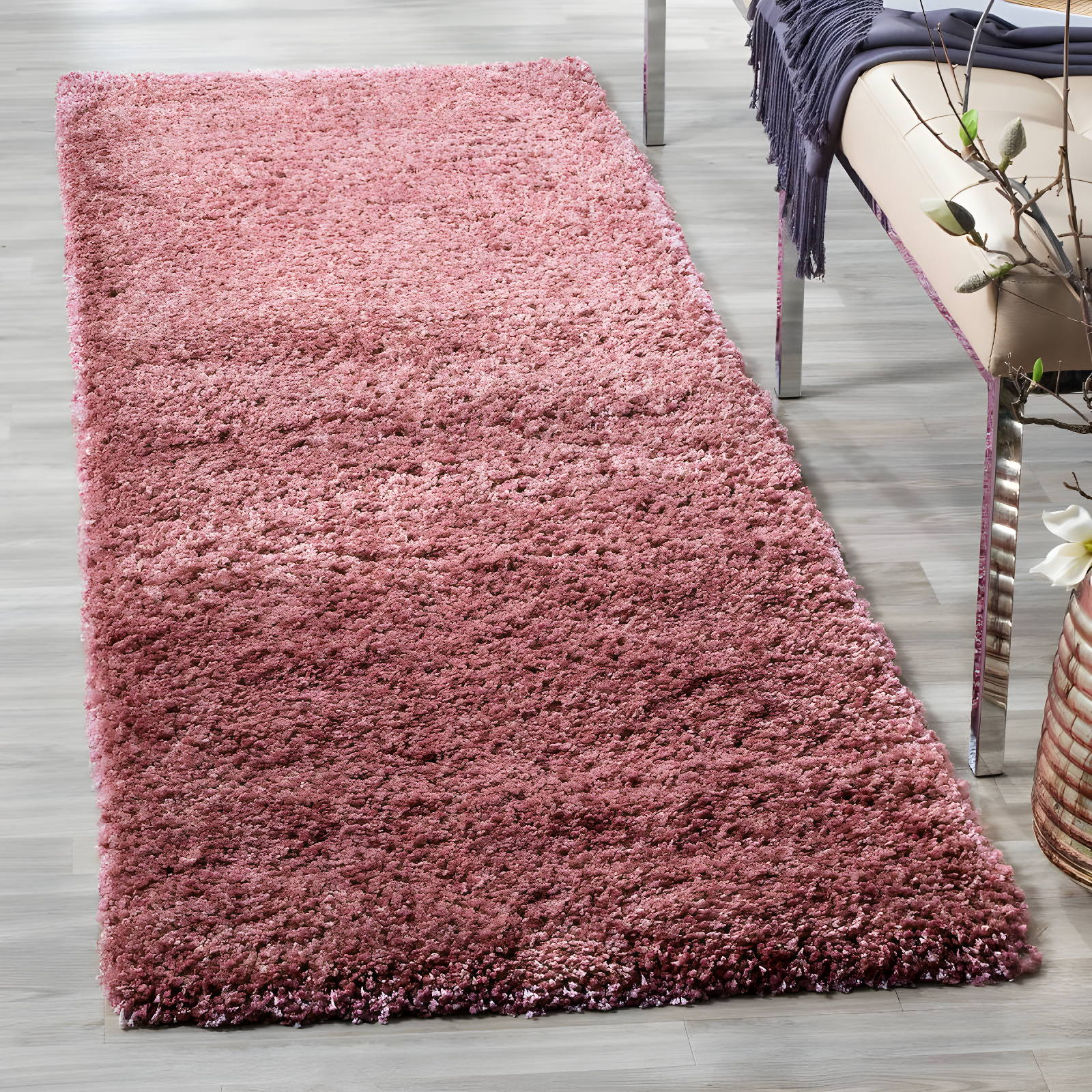 Shag SG151 Power Loomed Accent Rug - Rose - 2'3"x5' - Safavieh.