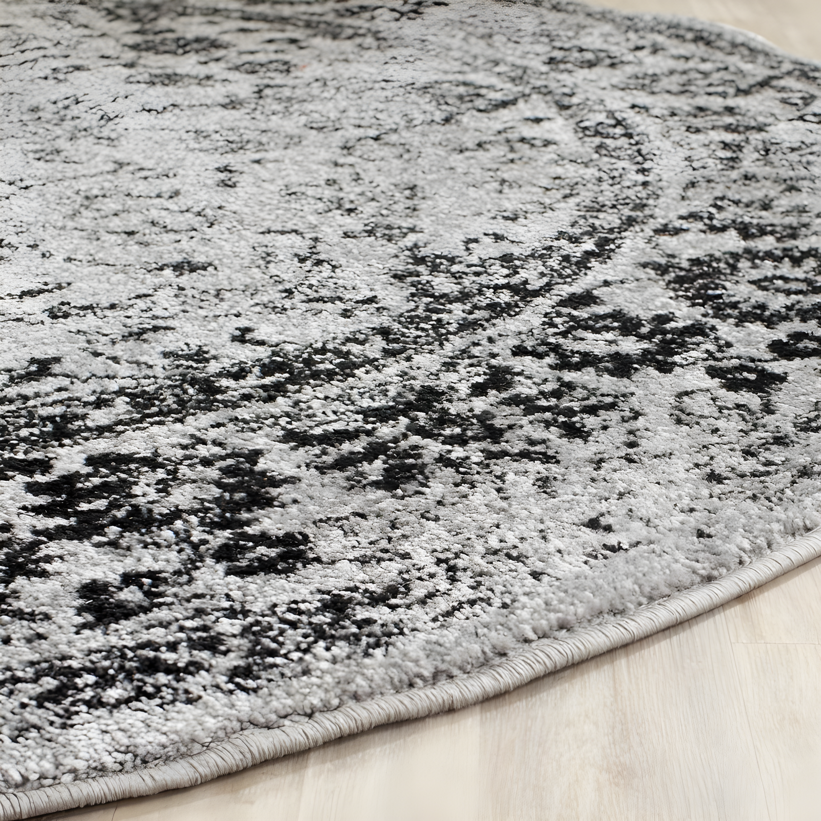 Adirondack ADR109 Machine Made Indoor Area Rug - Grey/Black - 8' Round - Safavieh