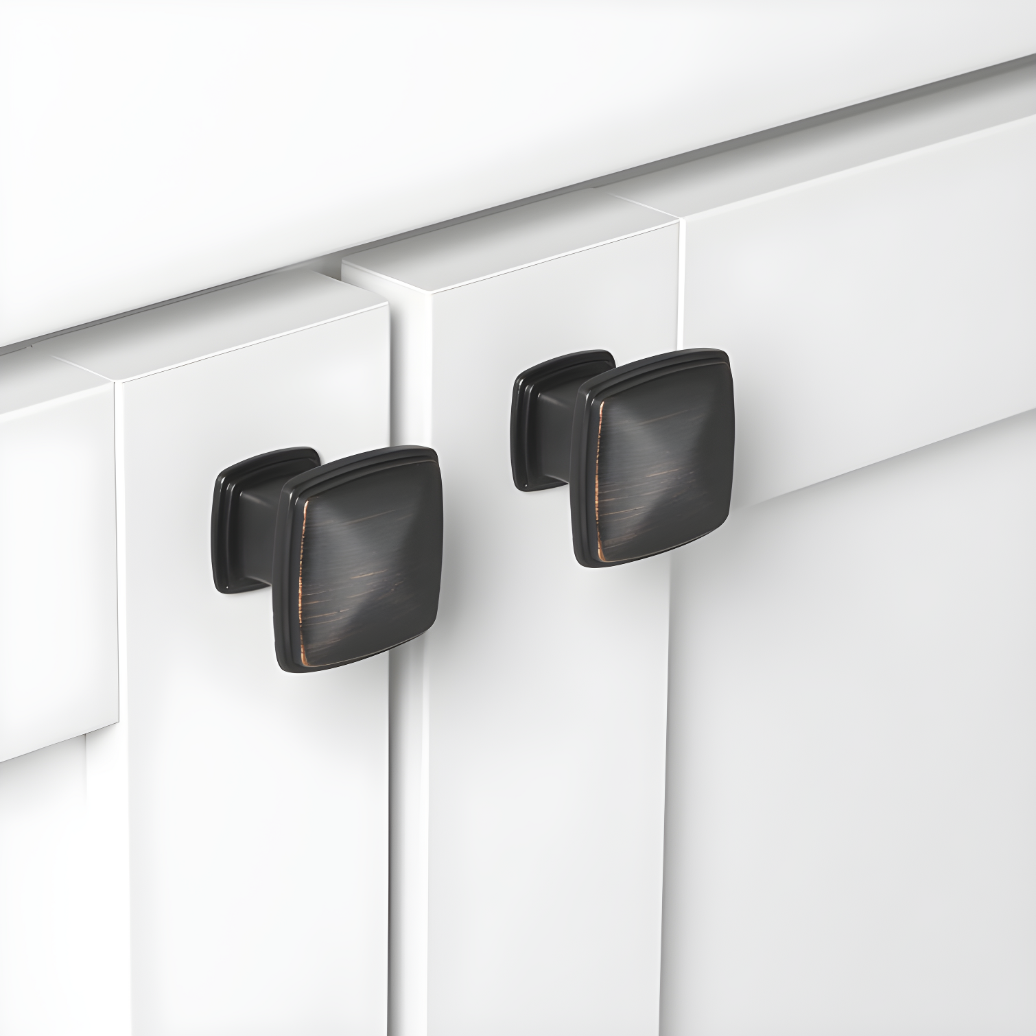 Deco 1 1/4" Length Square Knob