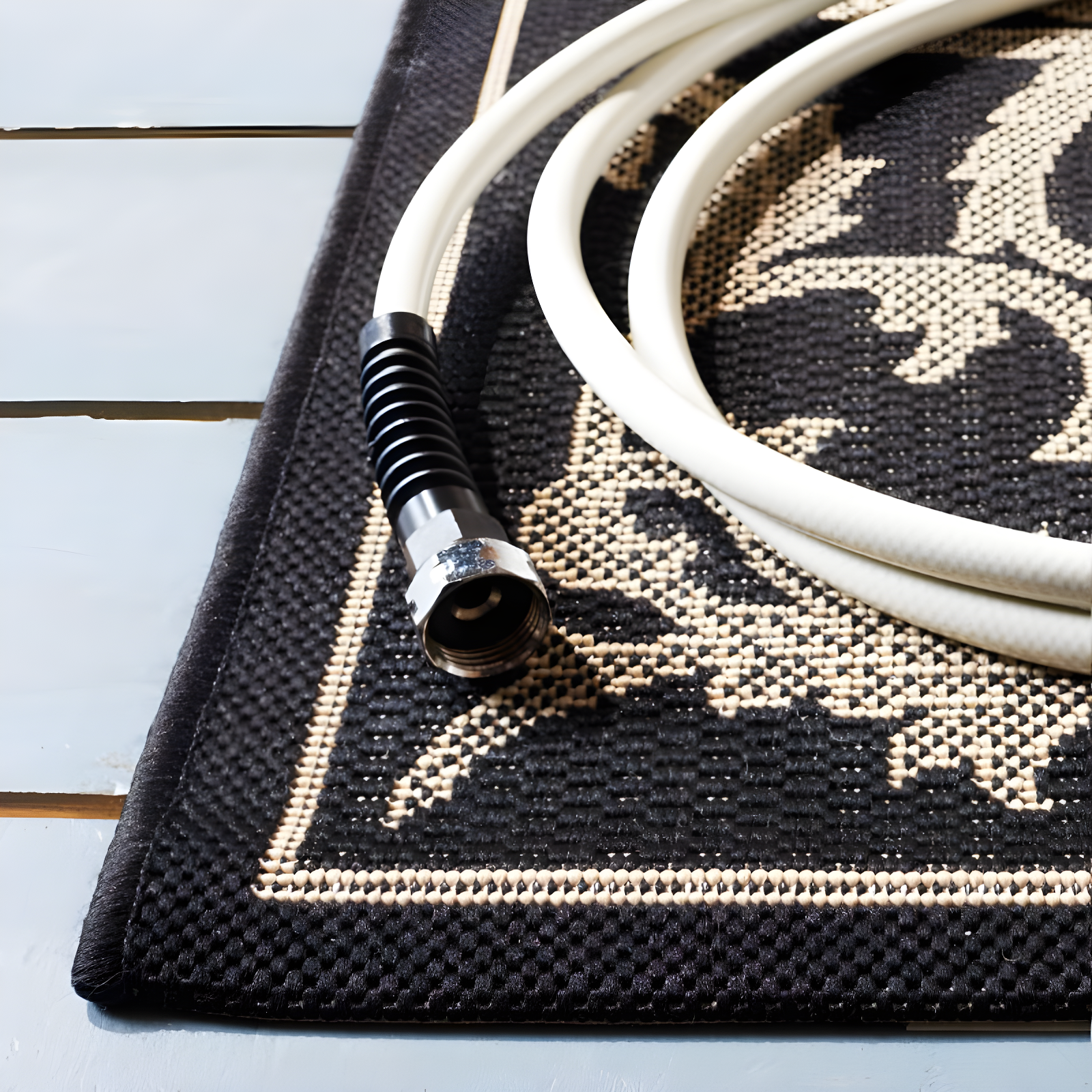 Courtyard CY2653 Power Loomed Indoor and Outdoor Area Rug - Black/Sand - 7'10"x7'10" - Safavieh