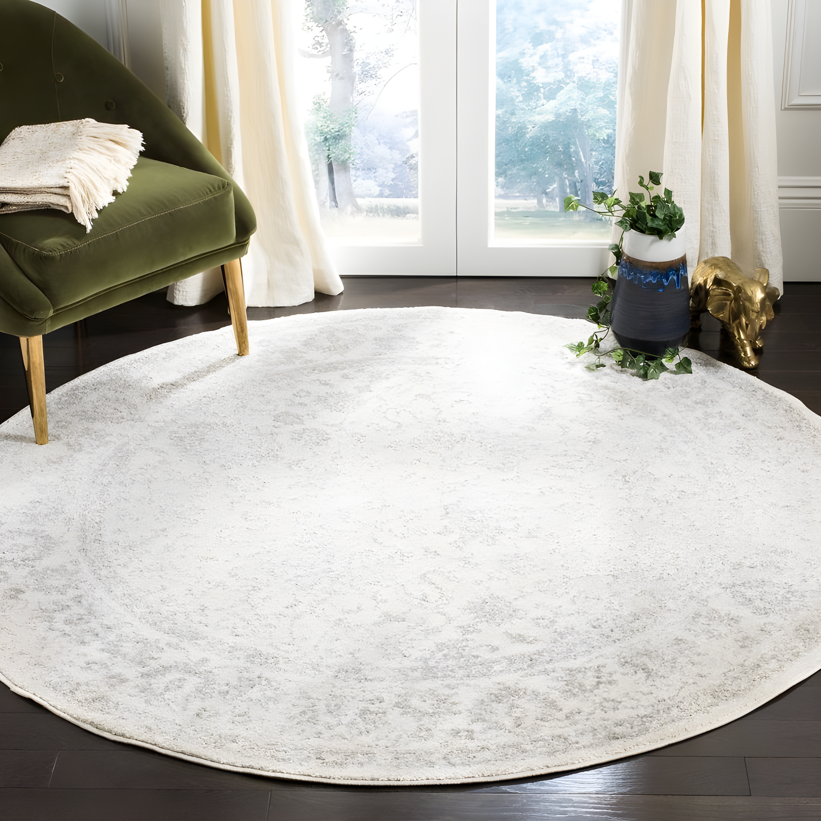 Adirondack ADR109 Machine Made Indoor Area Rug - Ivory/Silver - 12' Round - Safavieh