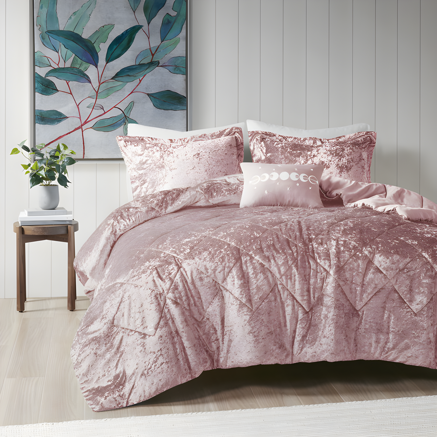 Felicia Crushed Velvet Comforter Set with Throw Pillow