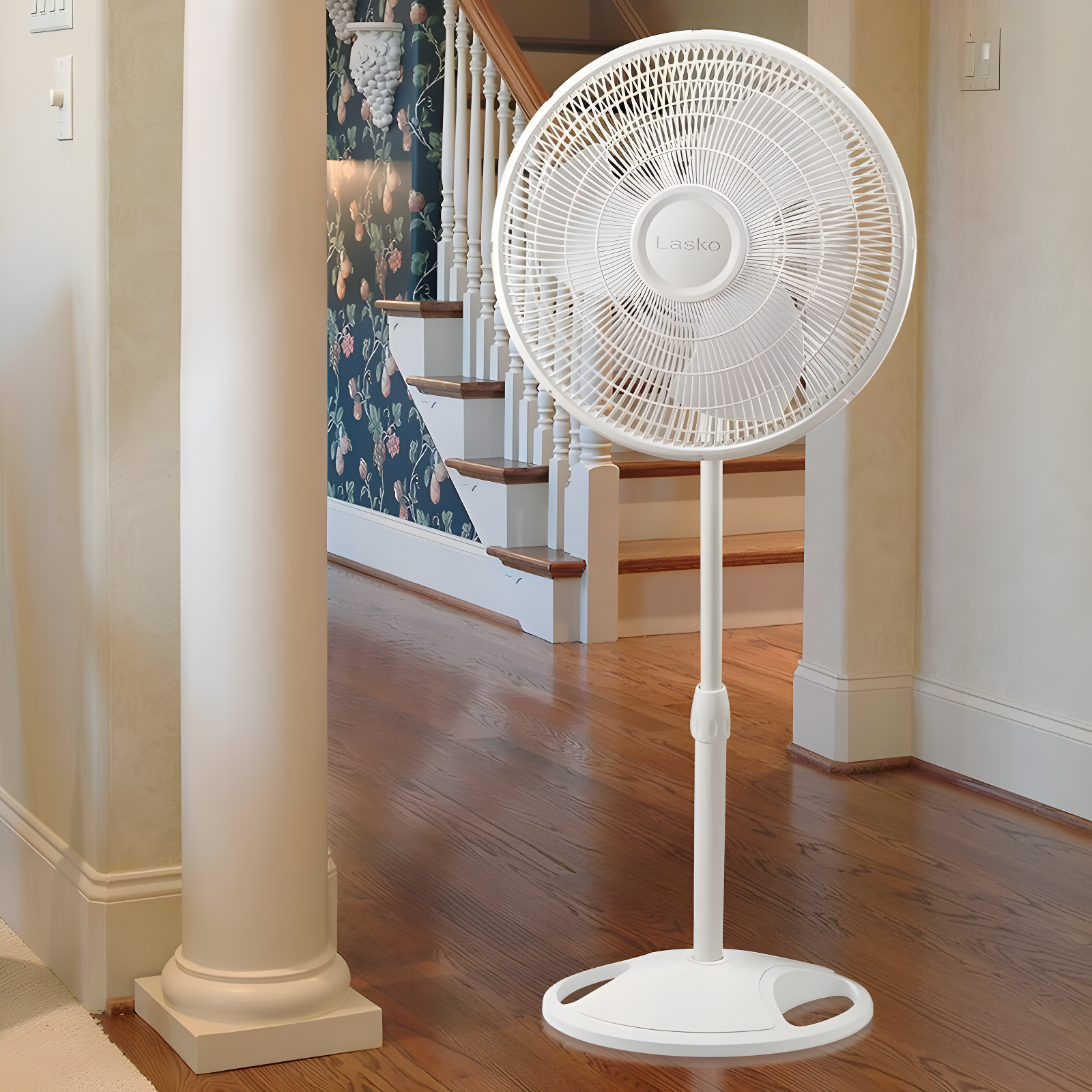16" Oscillating Standing Fan
