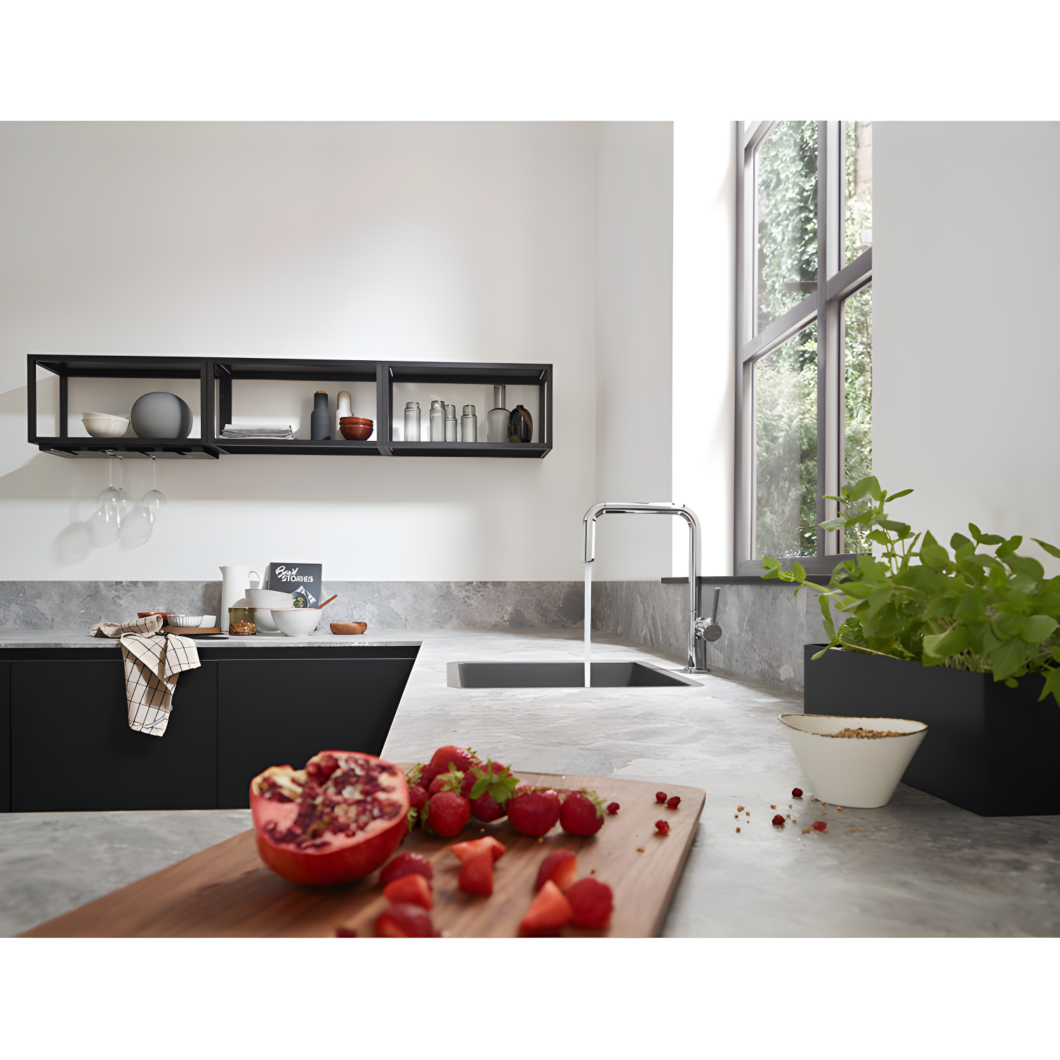 hansgrohe Talis N Kitchen Faucet, U-Style 1-Spray, 1.75 GPM