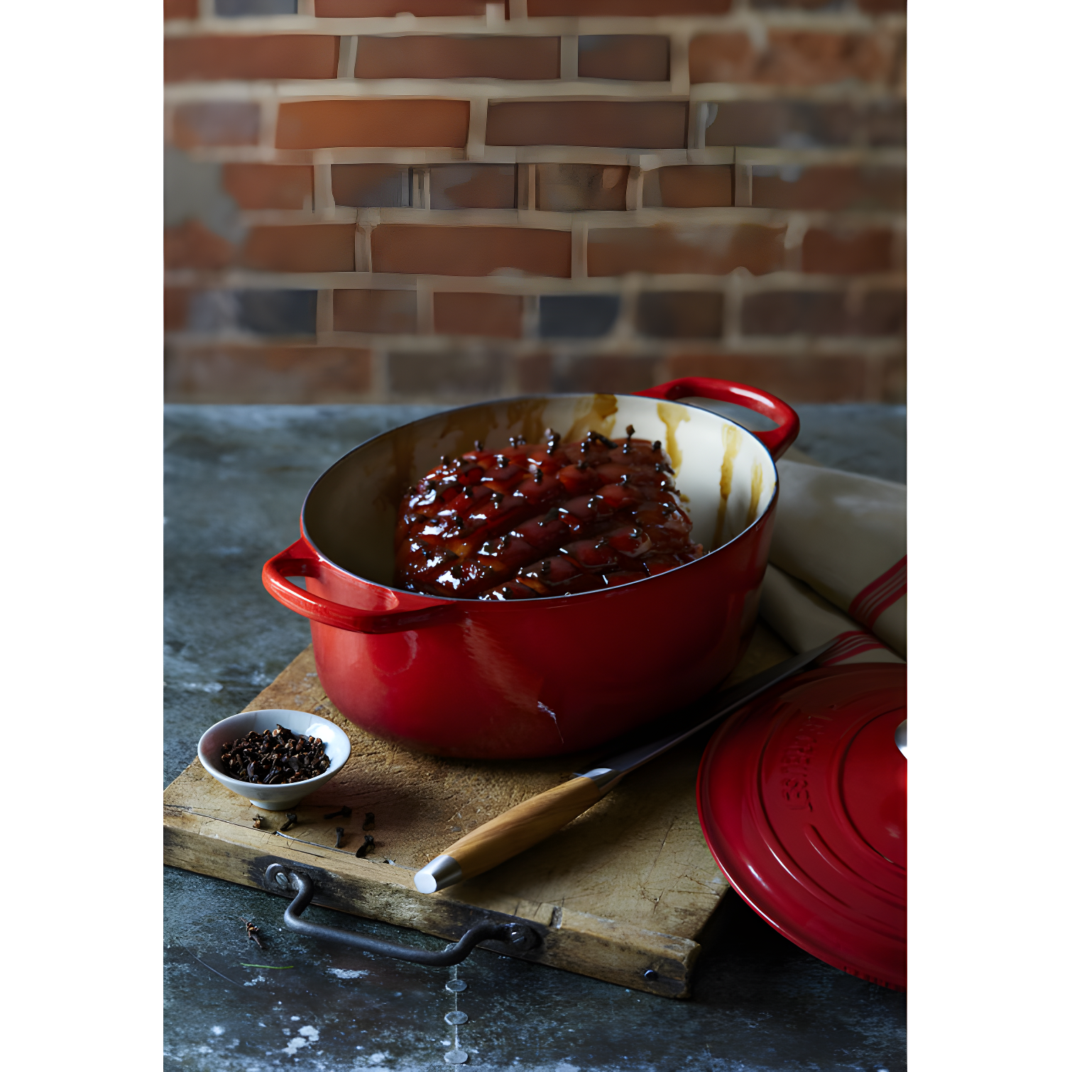 Le Creuset Enameled Cast Iron Oval Dutch Oven with Lid