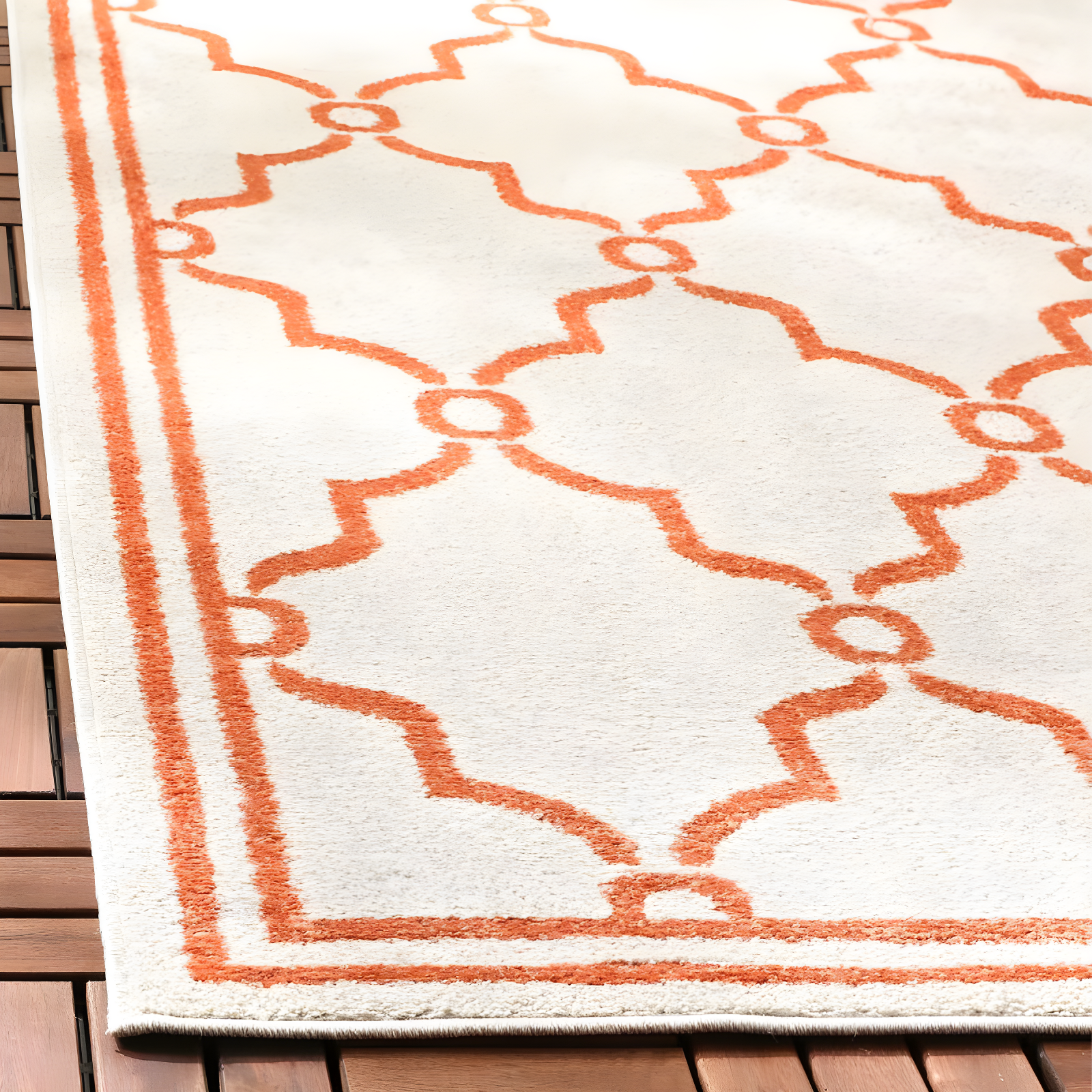 Amherst AMT414 Power Loomed Indoor Accent Rug - Beige/Orange - 3'x5' - Safavieh