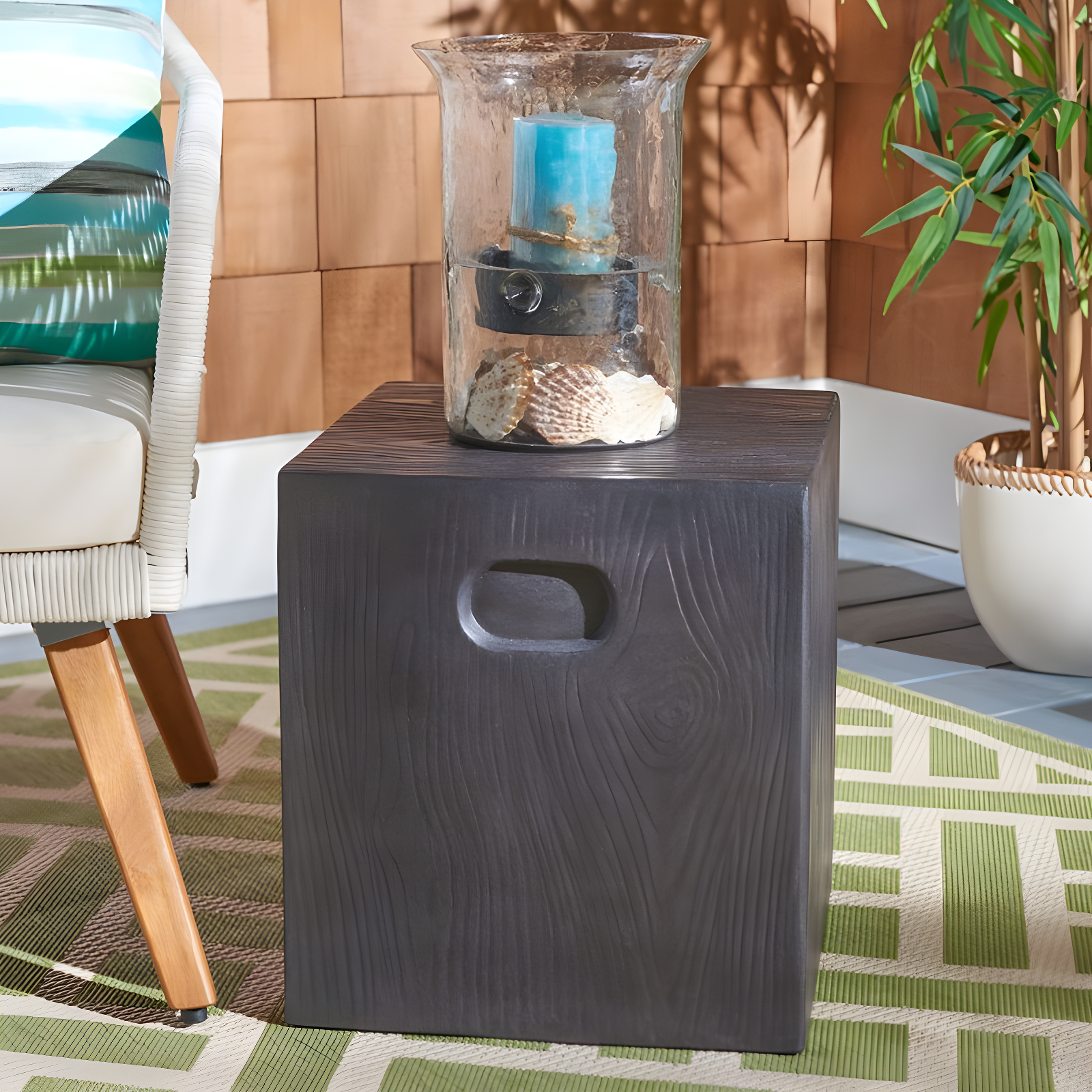 Cube Indoor/Outdoor Modern Concrete Accent Table - Black - Safavieh