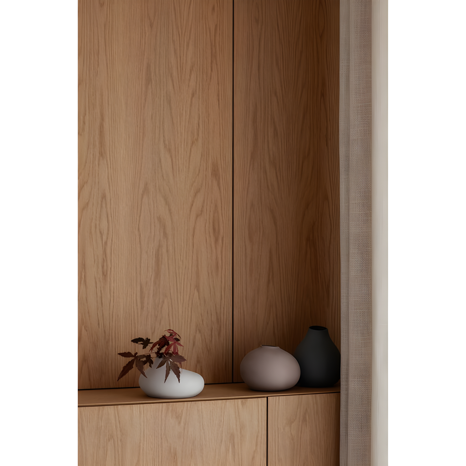 NONA Porcelain Table Vase