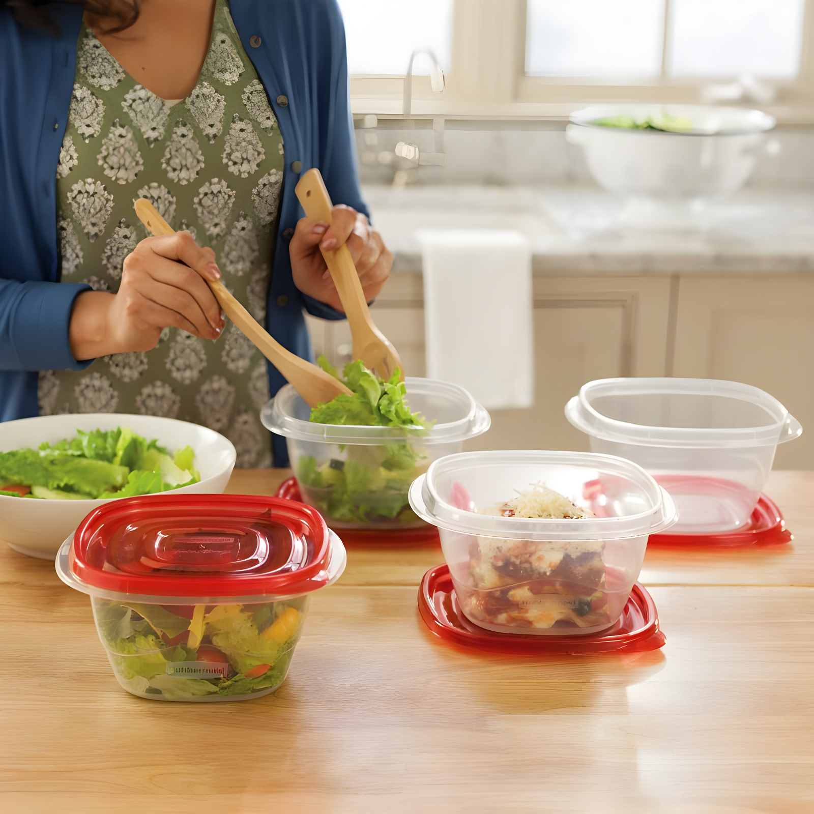 Rubbermaid 4pk 5.2c TakeAlongs Deep Square Food Storage Containers Ruby Red: Plastic Containers with Lids, Dishwasher-Safe
