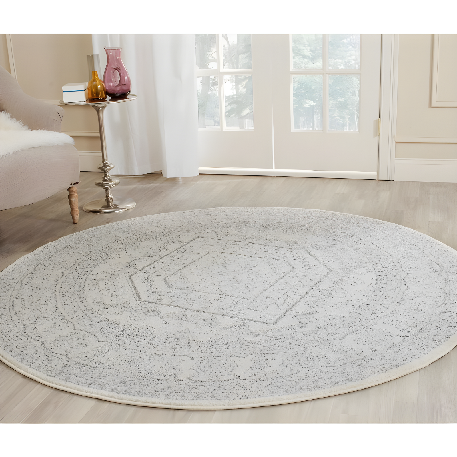 Adirondack ADR108 Power Loomed Area Rug - Ivory/Silver - 9' Round - Safavieh.