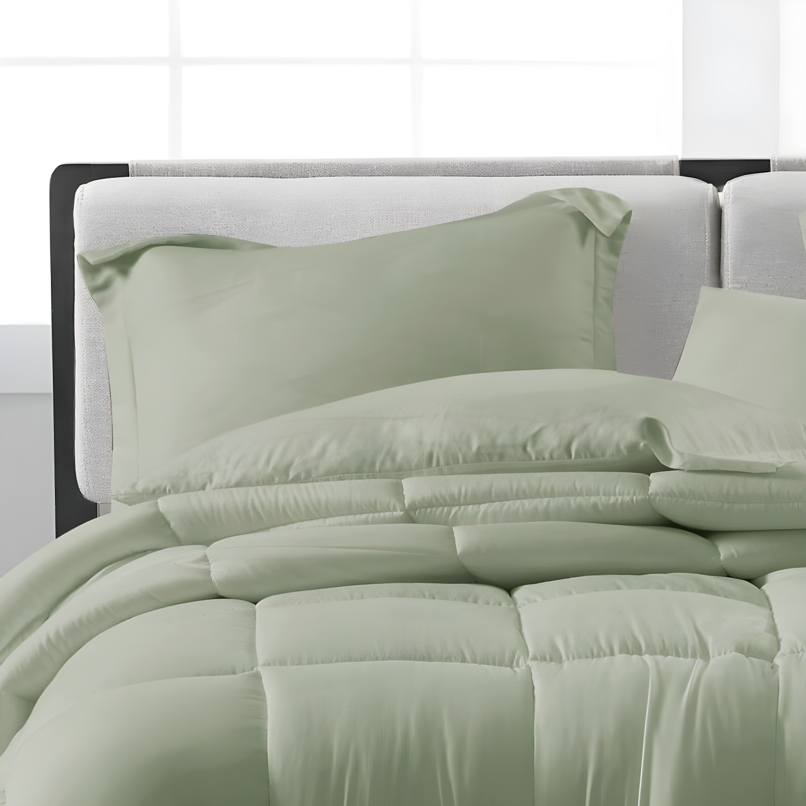 Ring Stitch Comforter Set