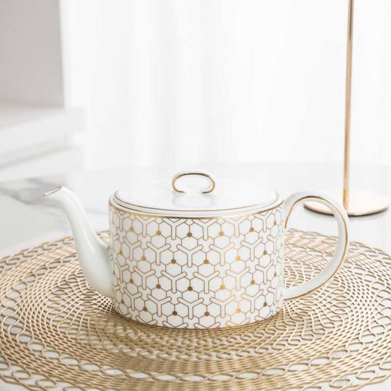 The Whispers of Elegance Tea Service Collection - 600 cc tea pot