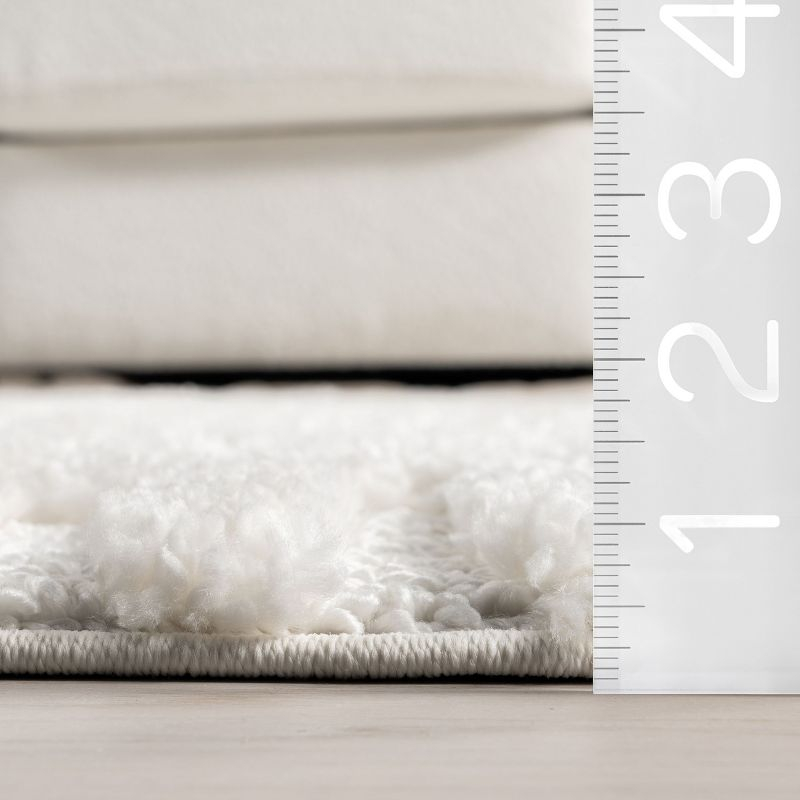 Nuloom Risette Geometric Shag Tassel Indoor Area Rug, Square 6' x 6', Ivory