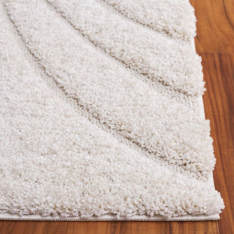 Florida Shag SG471 Power Loomed Indoor Area Rug - Creme/Creme - 5'3"x7'6" - Safavieh