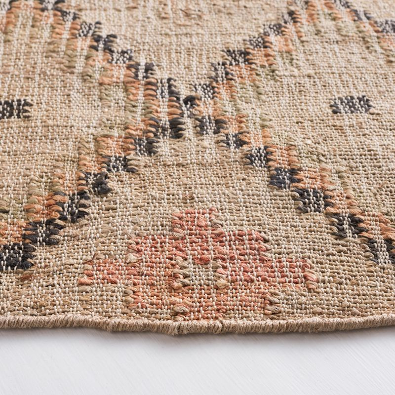 Kilim KLM753 Hand Loomed Area Rug - Beige/Gold - 5' round - Safavieh.