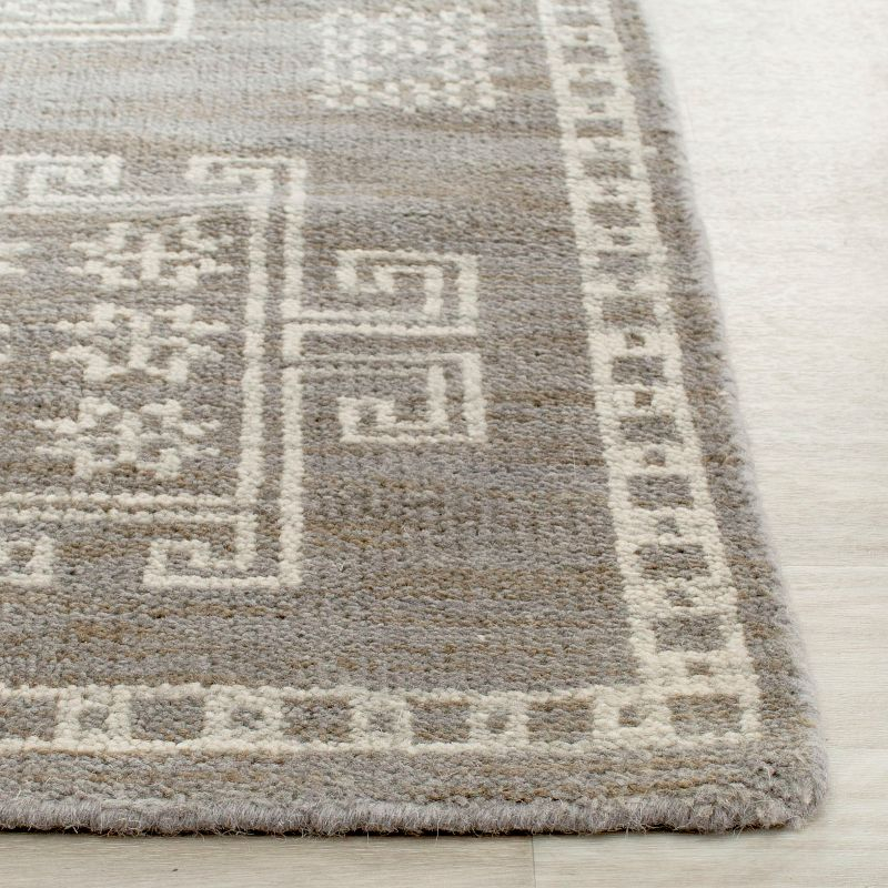 Kenya KNY635 Hand Knotted Area Rug - Grey - 7'x7' - Safavieh.