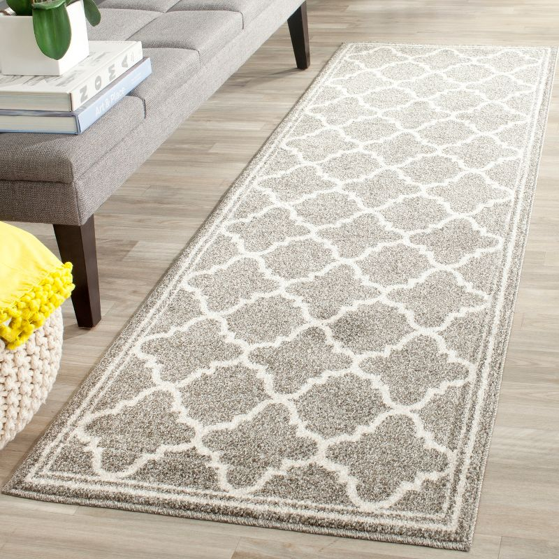 Amherst AMT422 Power Loomed Indoor Runner Rug - Dark Grey/Beige - 2'3"x11' - Safavieh