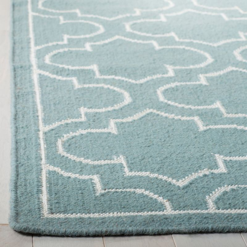 Dhurries DHU625 Hand Woven Area Rug - Blue/Ivory - 4'x6' - Safavieh.