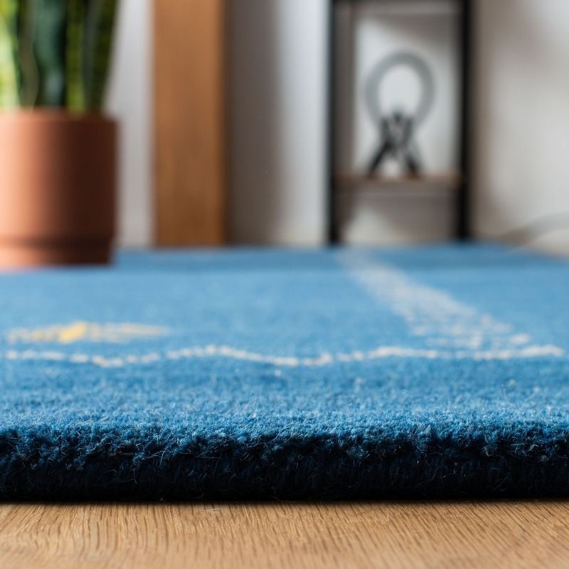 Himalaya HIM583 Hand Loomed Area Rug - Blue - 5'x8' - Safavieh.