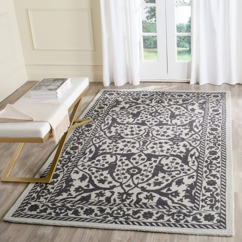 Restoration Vintage RVT102 Hand Tufted Indoor Area Rug - Silver/Grey - 4'x6' - Safavieh.