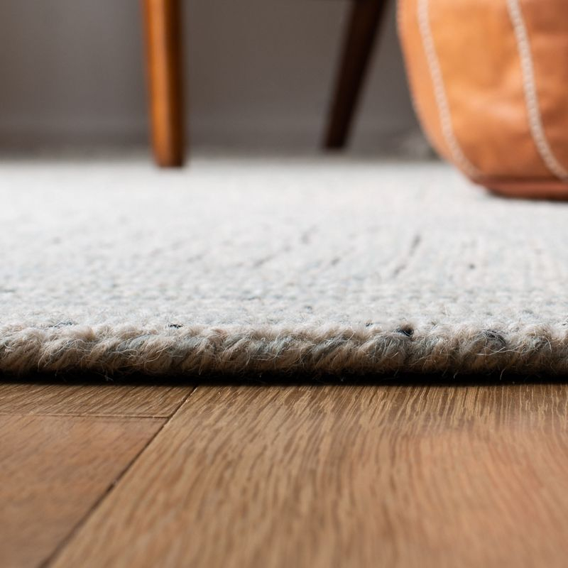 Micro-Loop MLP176 Hand Tufted Area Rug - Light Grey/Ivory - 5'x8' - Safavieh.