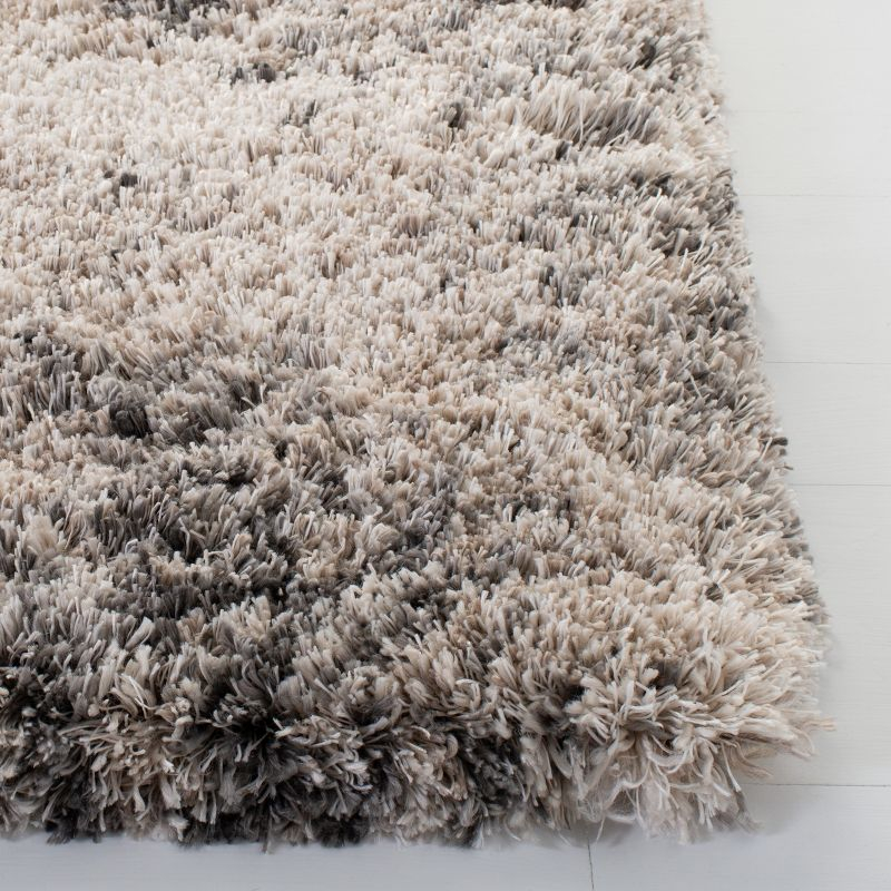 Iceland Shag ISG514 Power Loomed Accent Rug - Cream/Grey - 2'x3' - Safavieh