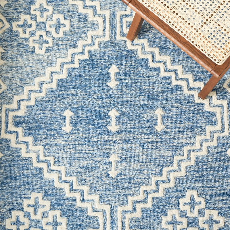 Abstract ABT852 Handmade Indoor Area Rug - Blue/Ivory - 5'x8' - Safavieh