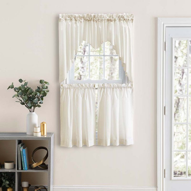 Ellis Classic Tailored Design in a Perma Press Fabric 3" Rod Pocket Lined Swag 84"x36" Natural