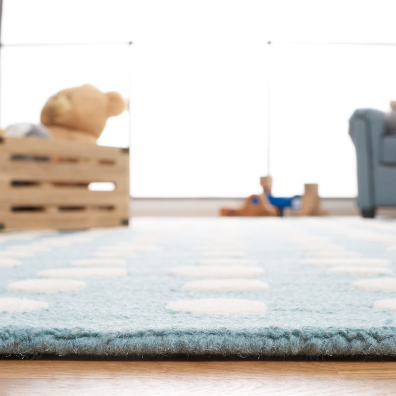 Safavieh Kids SFK926 Hand Tufted Indoor Area Rug - Blue/Ivory - 5'x5' - Safavieh