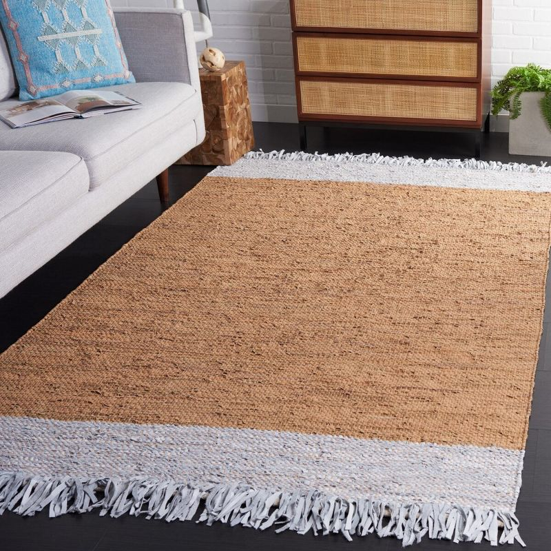Vintage Leather VTL310 Hand Woven Indoor Accent Rug - Light Grey/Brown - 3'x5' - Safavieh