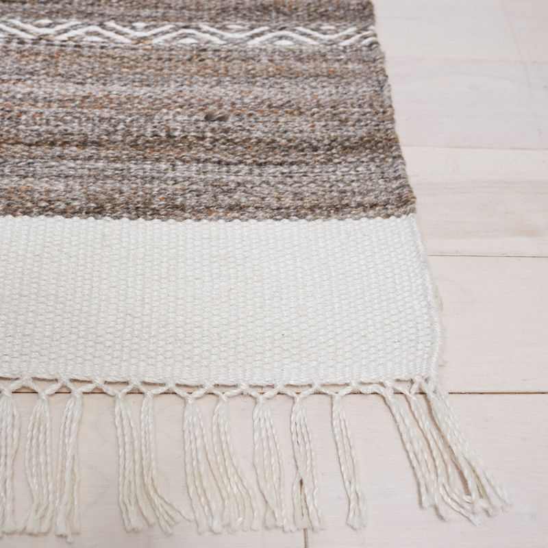 Striped Kilim STK101 Hand Woven Area Rug - Black/Ivory - 4'x6' - Safavieh.