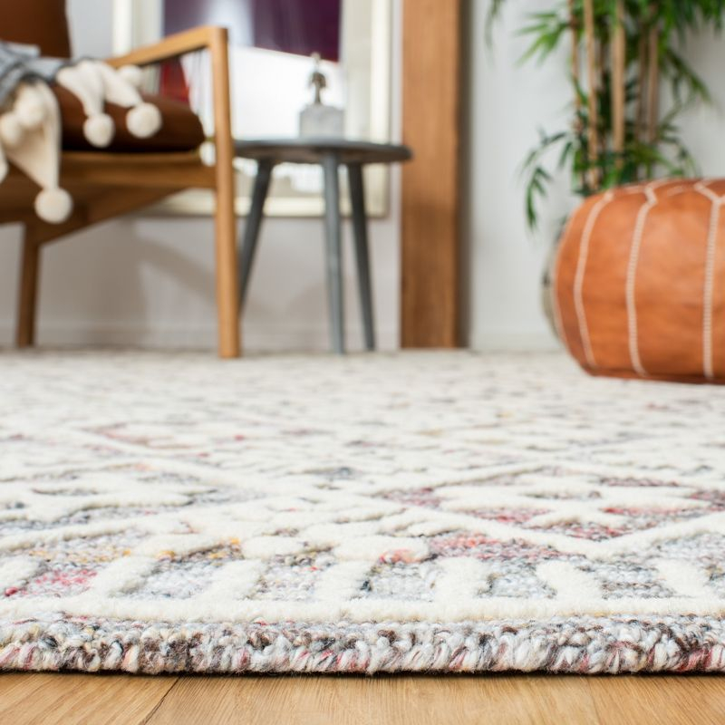 Roslyn ROS803 Hand Tufted Area Rug - Red/Ivory - 4'x6' - Safavieh.