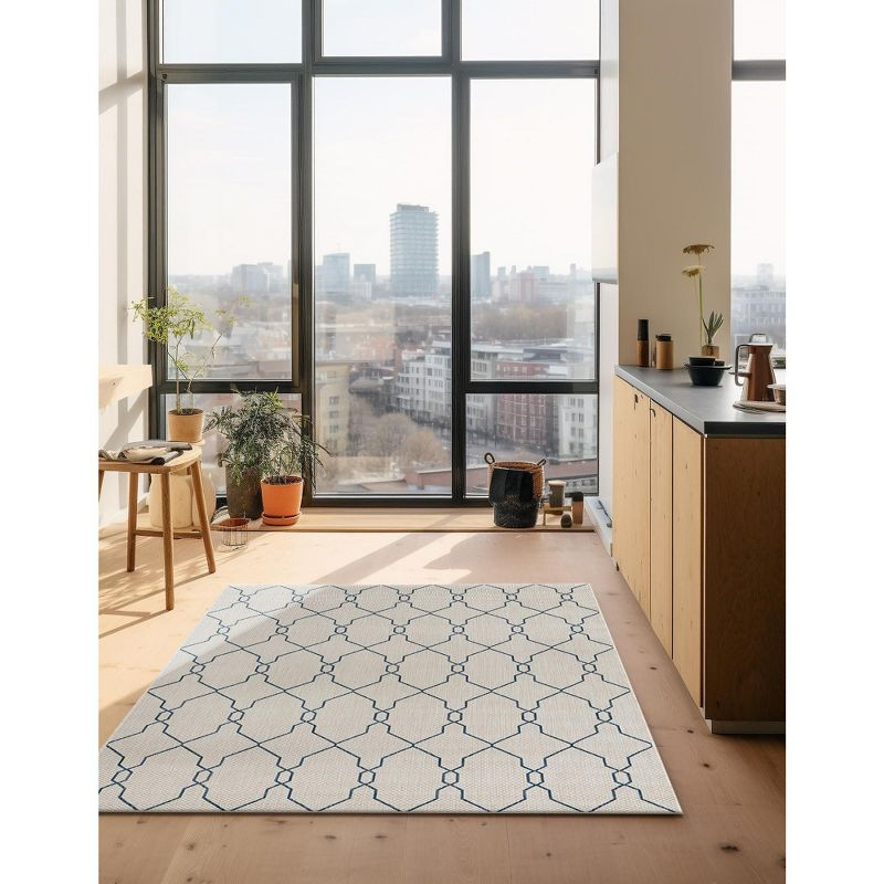 Unique Loom 5' 1 x 8' 0 Rectangle Indoor/Outdoor Trellis Ivory Area Rug