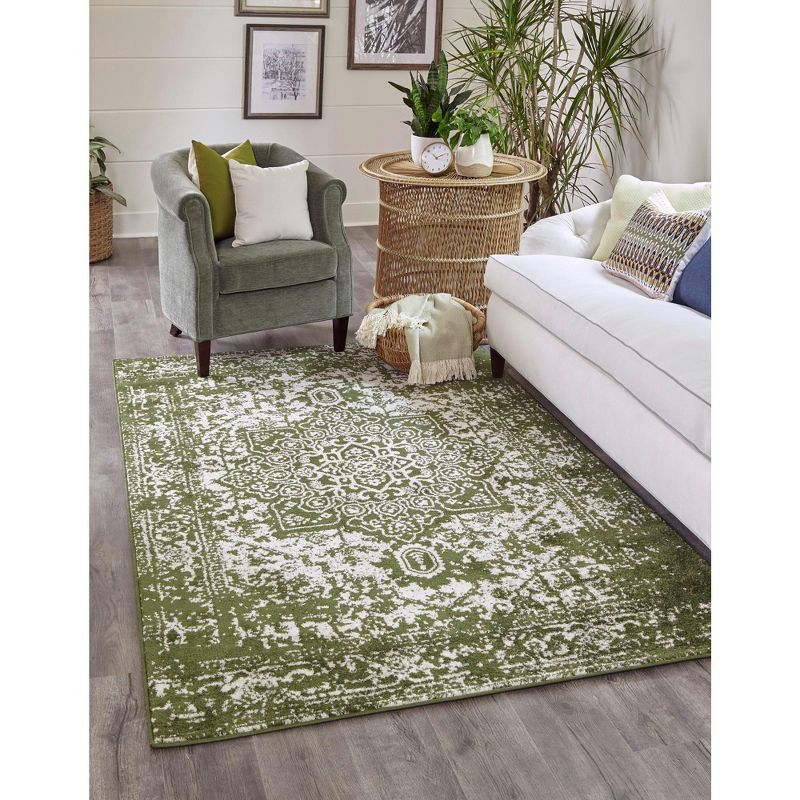 Unique Loom 9' 0 x 12' 0 Green Richmond Medallion Area Rug