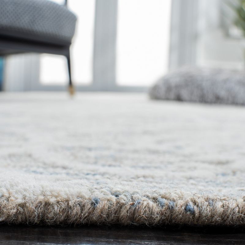 Metro MET996 Hand Tufted Indoor Area Rug - Light Blue/Ivory - 4'x6' - Safavieh