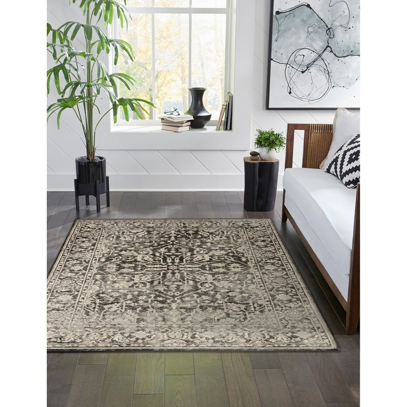 Liora Manne Soho Heriz Indoor Rug Black 5'3" x 7'6"