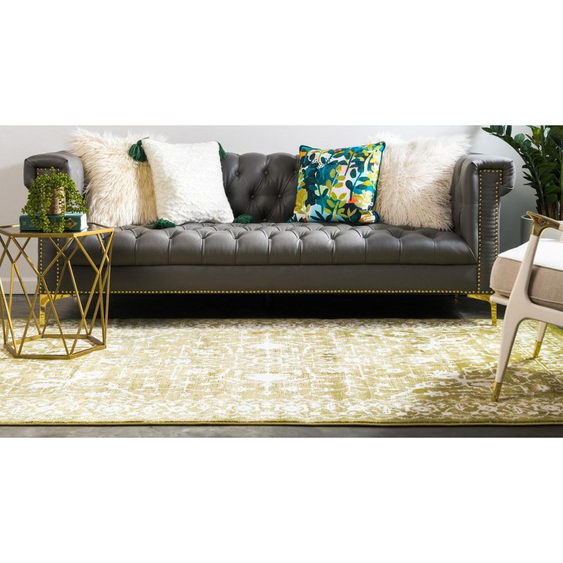 Unique Loom New Classical Collection Area Rug - Olympia (3' 3" x 5' 3" Rectangle Light Green/Ivory)