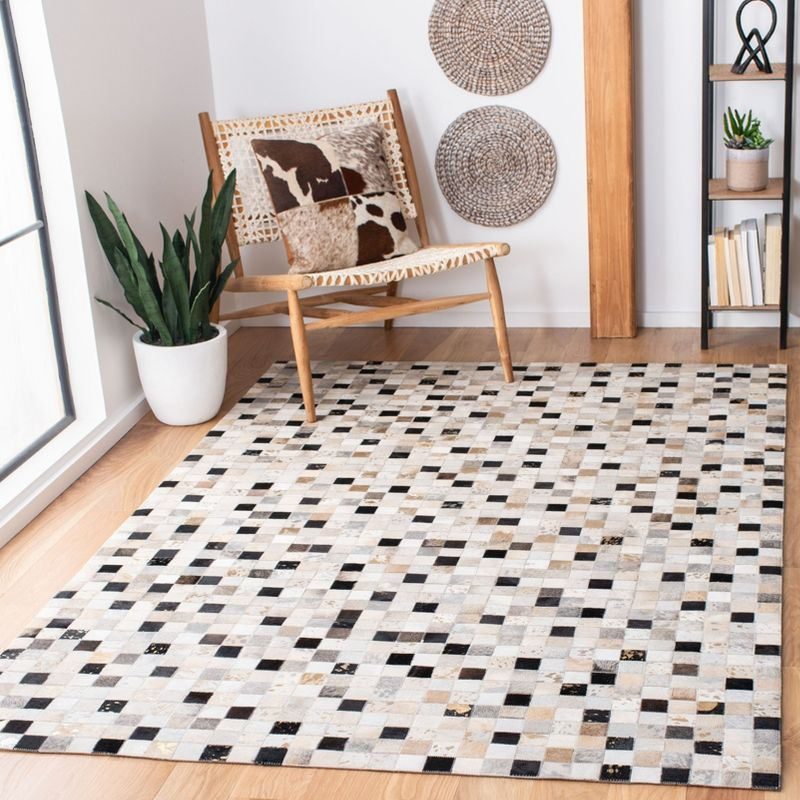 Studio Leather STL810 Hand Woven Area Rug - Ivory/Black - 5'x8' - Safavieh.