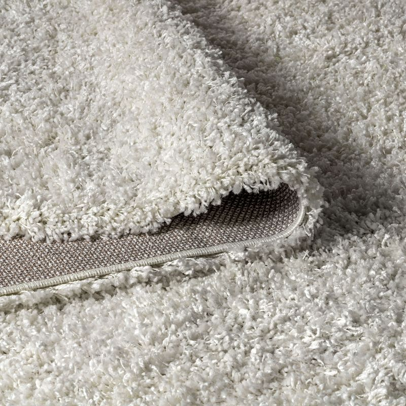 5'x8' Mercer Shag Plush Area Rug, White - JONATHAN Y