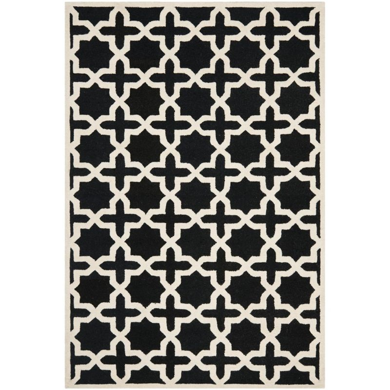 Cambridge CAM125 Tufted Indoor Area Rug - Black/Ivory - 4'x6' - Safavieh
