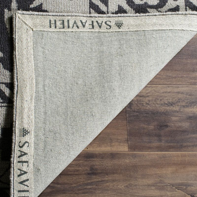 Restoration Vintage RVT102 Hand Tufted Indoor Area Rug - Silver/Grey - 4'x6' - Safavieh.