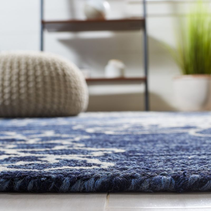 Jardin JAR602 Hand Tufted Area Rug - Navy/Ivory - 6'x9' - Safavieh.