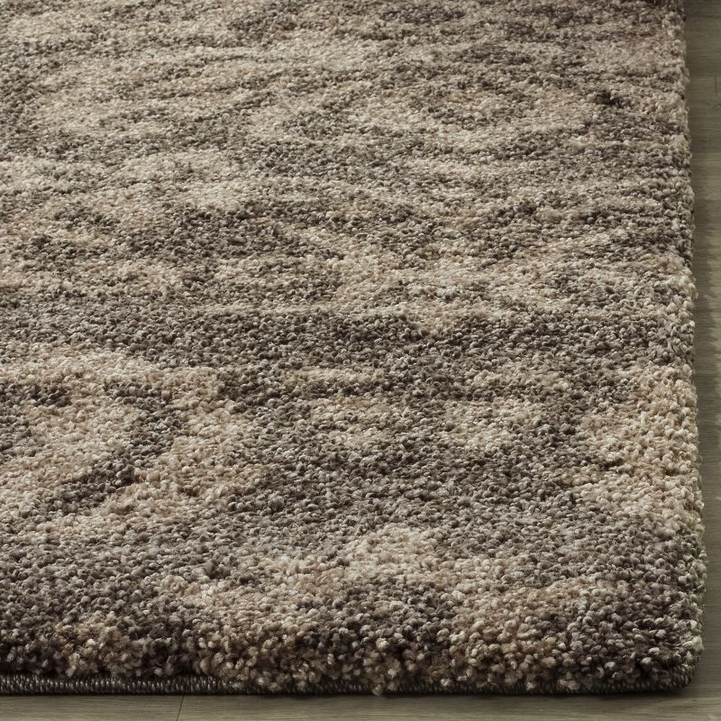 Florida Shag SG460 Power Loomed Indoor Runner Rug - Smoke/Beige - 2'3"x11' - Safavieh.