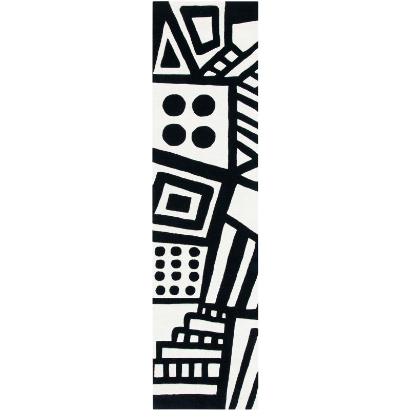 Fifth Avenue FTV124 Hand Tufted Runner Rug - Ivory/Black - 2'3"x9' - Safavieh.