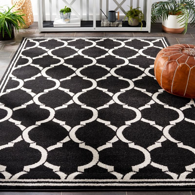 Amherst AMT415 Power Loomed Indoor Area Rug - Anthracite/Ivory - 9'x12' - Safavieh